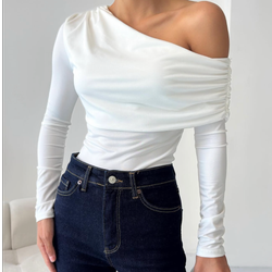 بلوز ریون‌نخ یقه رومی پیله دار ترک