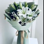 دسته گل لیلیوم سفید