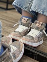 نیم ساق جردن پوست ماری شاین