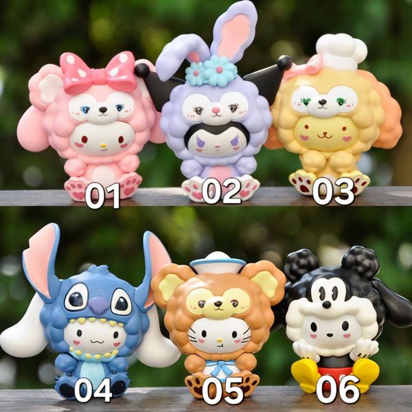 فیگور سانریو با لباس پشمی