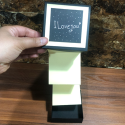 جعبه هدیه فوتوباکس مشکی زرد پاستیلی