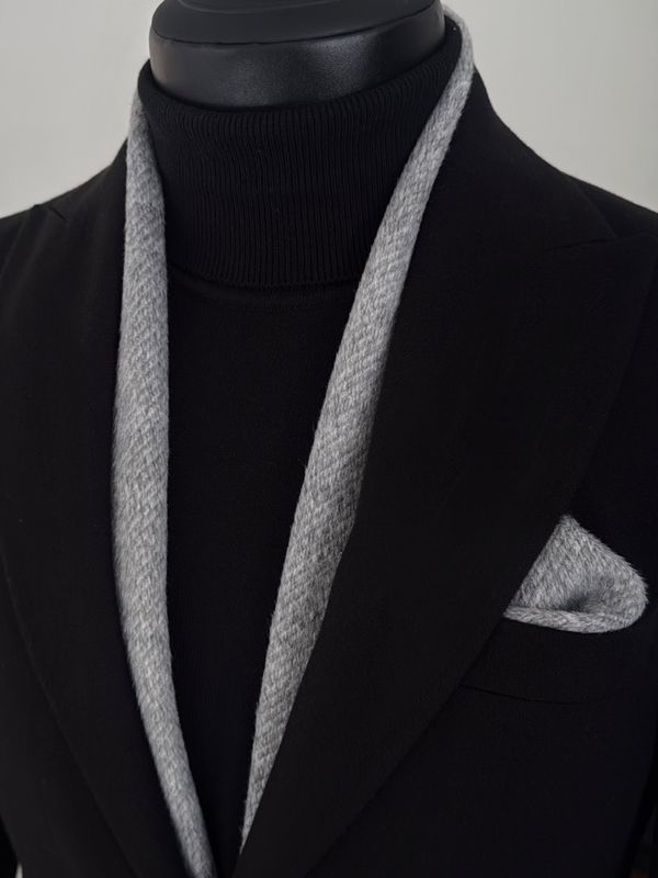 شالگردن پشمی طوسی روشن کد s242