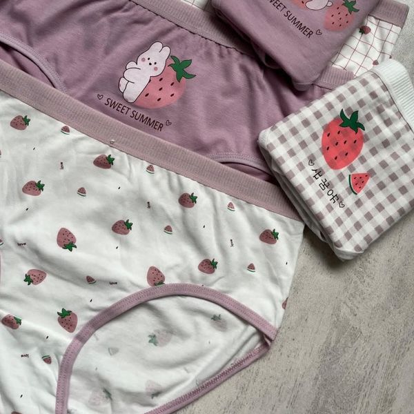 شورت توت فرنگی زنانه🍓