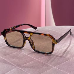 عینک tom ford پلنگی شیشه کاراملی