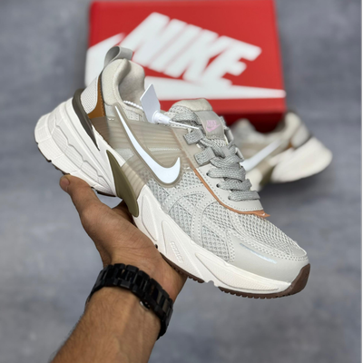 کتونی نایک راننیگ وی2کا Nike V2K Run