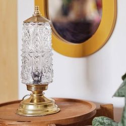 چراغ رومیزی برنجی 0400