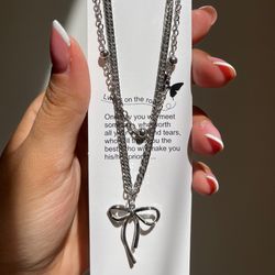 گردنبند دولاین