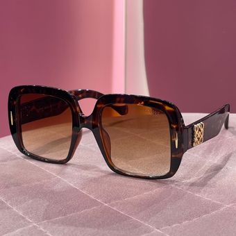 عینک loewe پلنگی شیشه قهوه ای