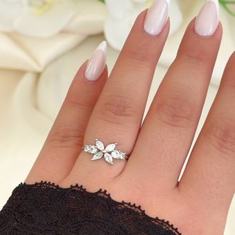 انگشتر ظریف نقره - انگشتر جواهری نقره