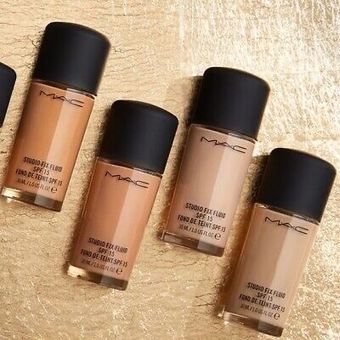 کرم ‎پودر مک MAC STUDIO FIX FLUID