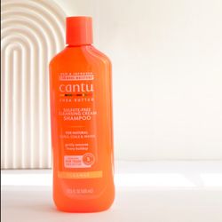 شامپو موی فر کنتو حاوی شی باتر فری سولفات Cantu