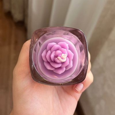 شمع گل معطر برای مدیتیشن و مراقبه