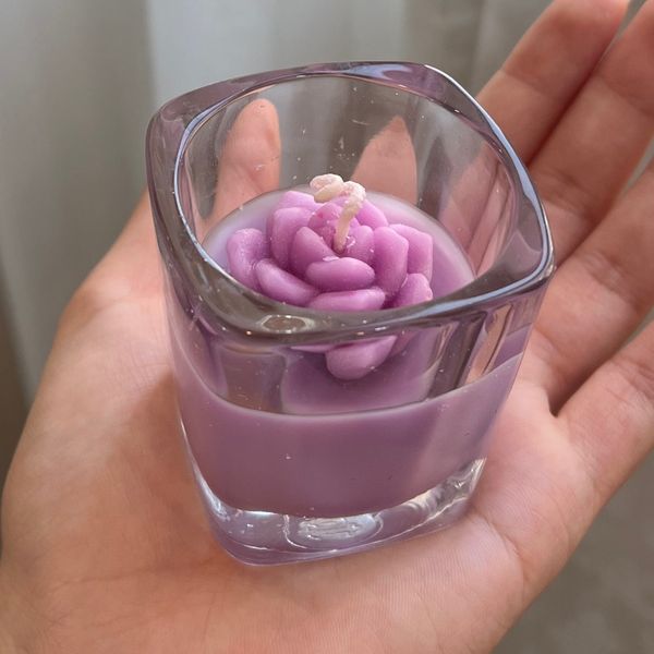 شمع گل معطر برای مدیتیشن و مراقبه