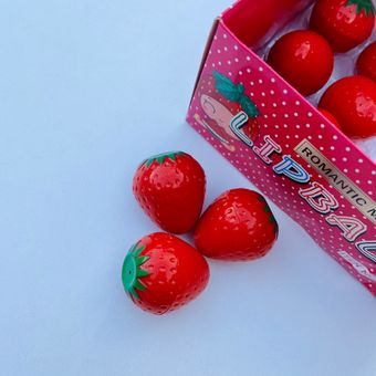 بالم لب توت فرنگی