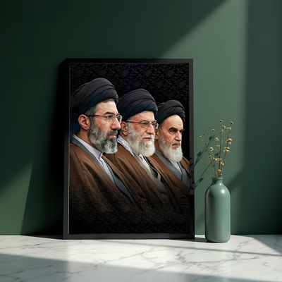قاب رهبران الهی ایران