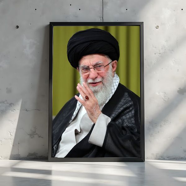 قاب رهبر شهید آیت الله خامنـه ای