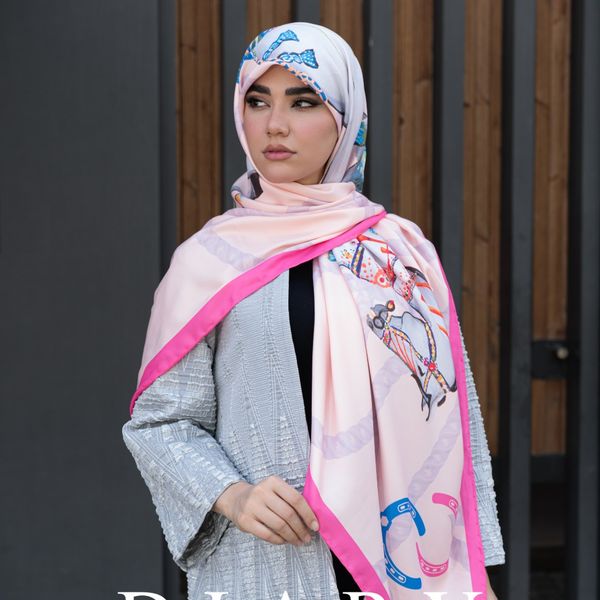 روسری اسب و گلیم صورتی