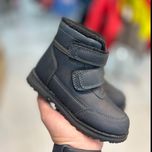 پوتین چرم بچگانه