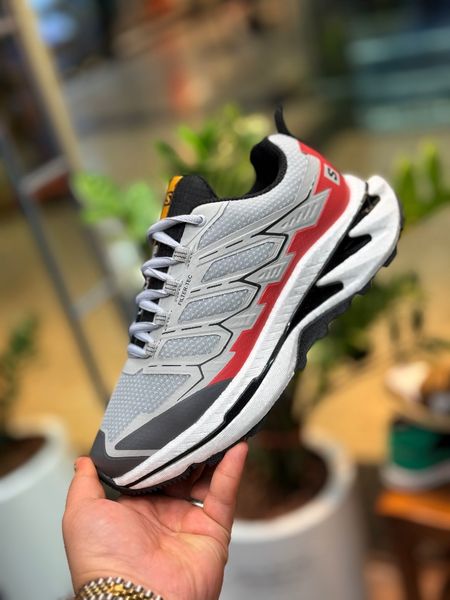 سالامون کربن طوسی قرمز