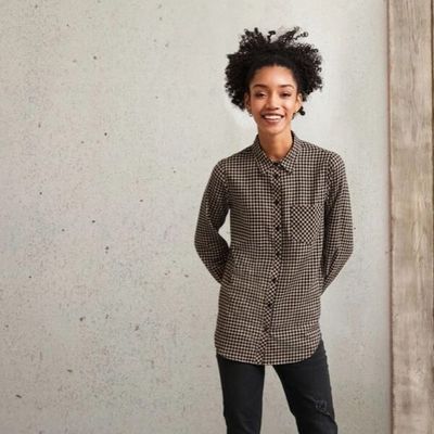 شومیز زنانه آستین‌بلند چهارخانه قهوه ای اسمارا