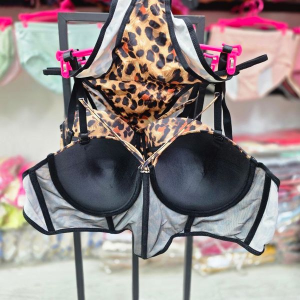 سوتین پلنگی فنرکشی شده