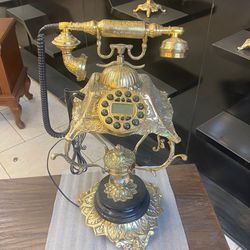 تلفن رو میزی ایستاده پایه سنگی طرح هرمی تمام برنز