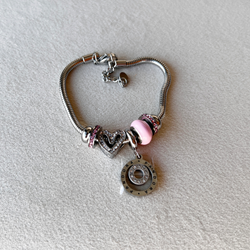 دستبند پاندورا های کپی قلب نگین دار