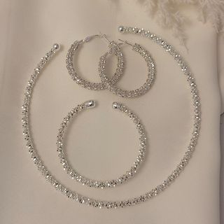 سرویس طوق خاویاری