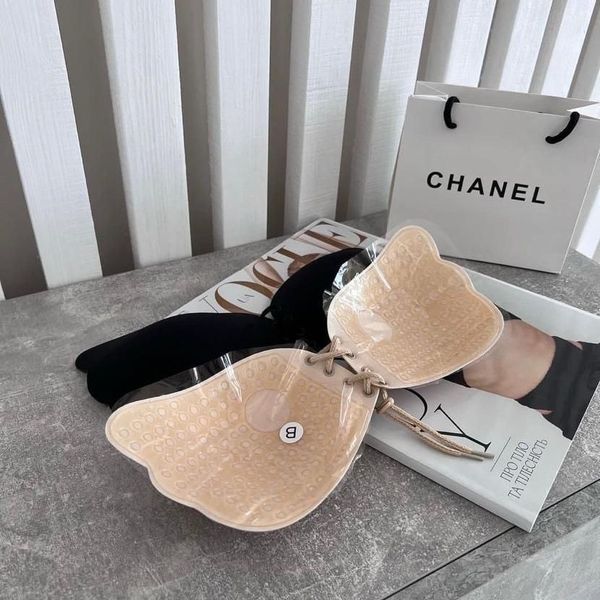 سوتین چسبی پروانه ای نزدیک کننده ی سینه