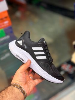 ادیداس شیلد مشکی تک41