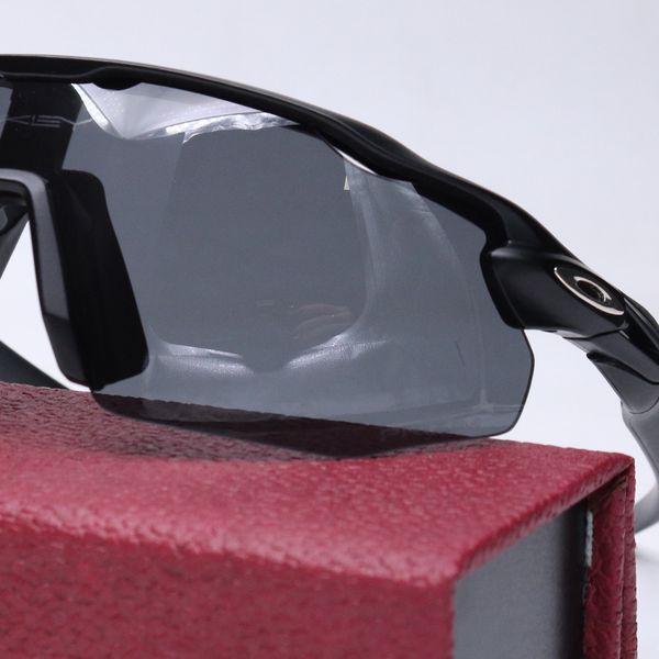عینک برند OAKLEY کد 181438