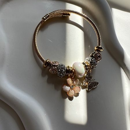 دستبند پاندورا