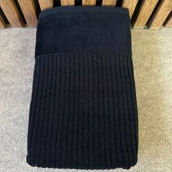 حوله برند کلسی نایت مدل line siyah