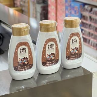 نمک بدن کیک شکلاتی