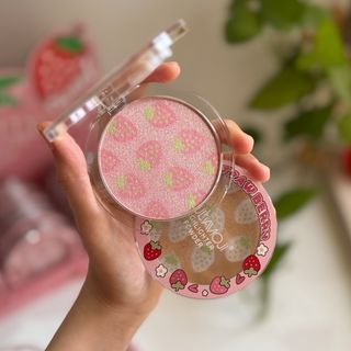 هایلایتر توت فرنگی🍓✨