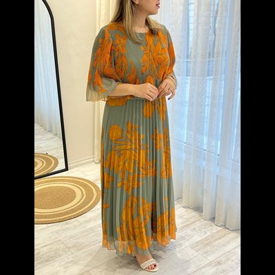 پلیسه نارنجی