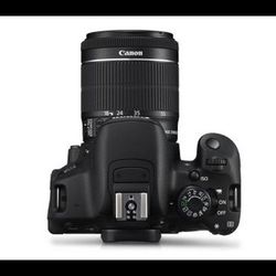 Eos 700D kit 18-135 کارکرده
