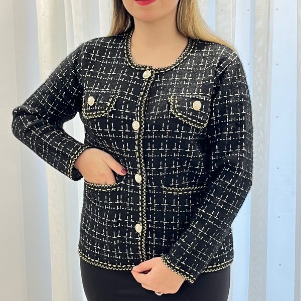 کت موهر دکمه مرواریدی