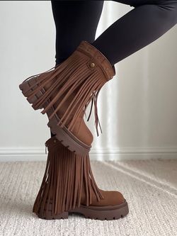 نیم بوت ریش دار