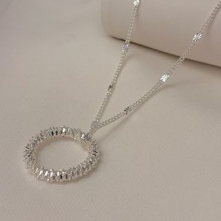 گردنبند هاله خاویاری