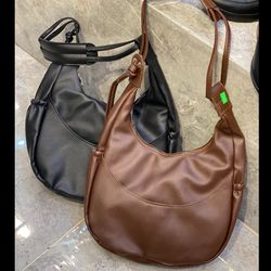 کیف زنانه رنگ قهوه ای و مشکی
