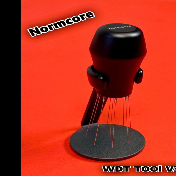 نیدل قهوه نورمکور WDT ورژن 3 مدل Distribution Tool V3 همراه با استند نگهدارنده