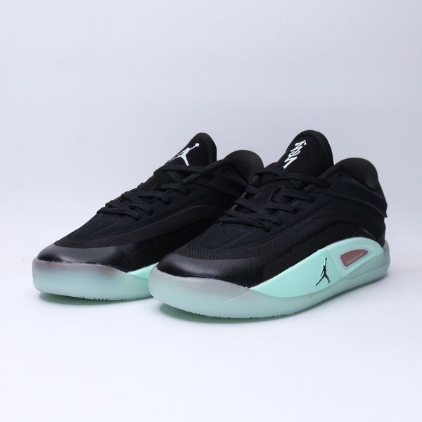 کتونی JORDAN ZION 4 کد 121487