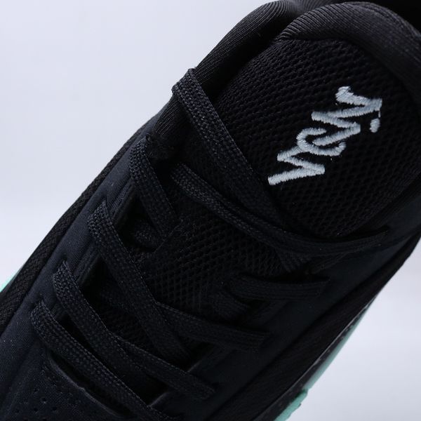 کتونی JORDAN ZION 4 کد 121487