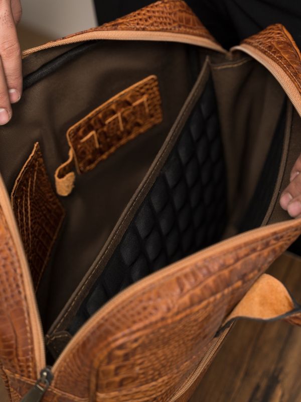 کیف اداری کروکودیل عسلی b183