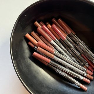 خط لب گلدن رز مدل دریم