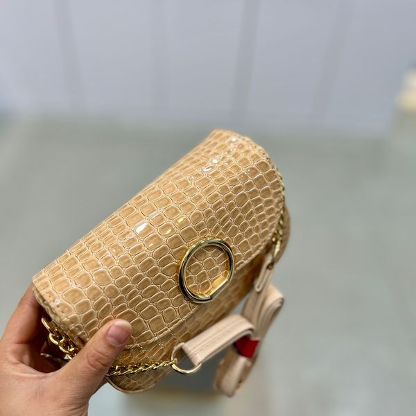 کیف دوشی ورنی جلو قفل