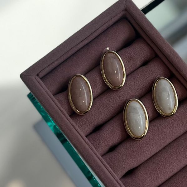 گوشواره طرح سنگی