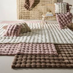 پادری مادام کوکو  DARCIO PLUSH