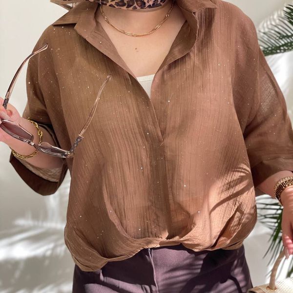 شومیز زنانه شیشه ای طرح کهکشانی شاین دار  همراه تاپ سفید